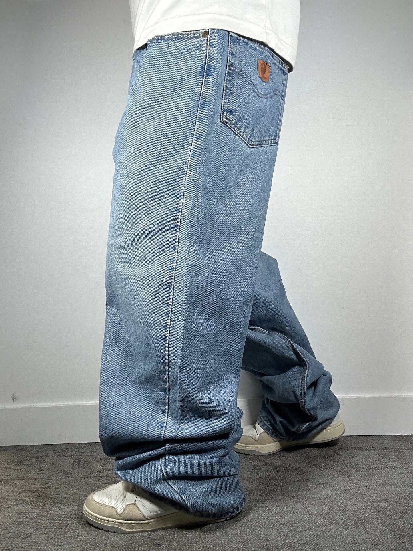 Jean Carhartt bleu coupe baggy